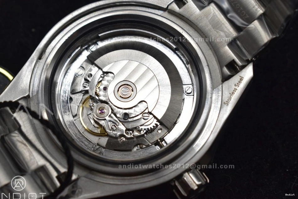 A2824 Seamaster Bracelet Blue Best 1:1 White 6000M Dial Ceramic SS SS TF Deep Ultra Edition on Bezel 0105